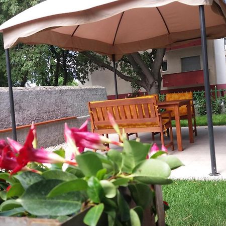 Garden Apartment Vanya สปลิท ภายนอก รูปภาพ