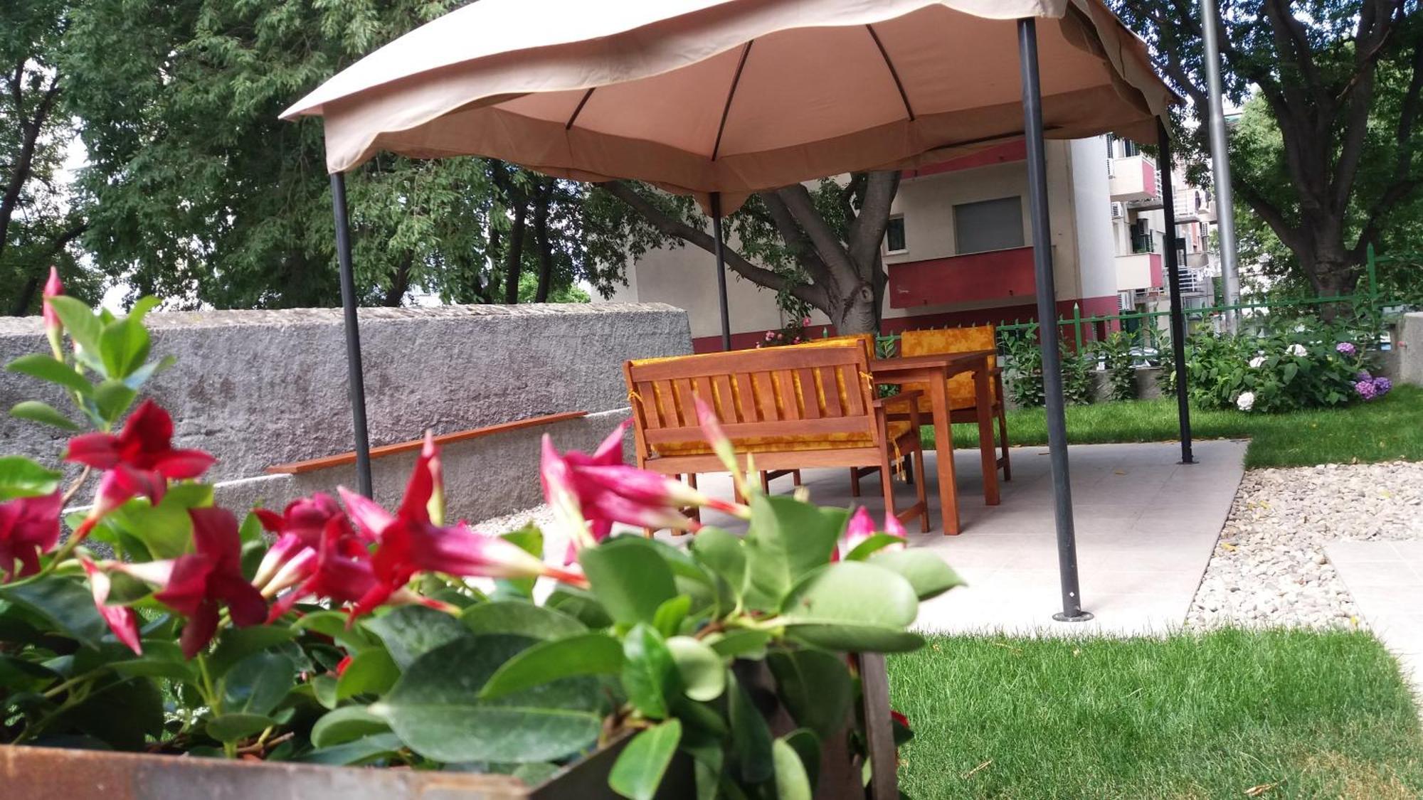 Garden Apartment Vanya สปลิท ภายนอก รูปภาพ